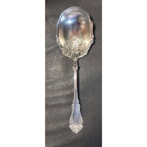 1847 Rogers Bros Berkshire Berry Casserole Serving Spoon A1Silverplate VTG 1918